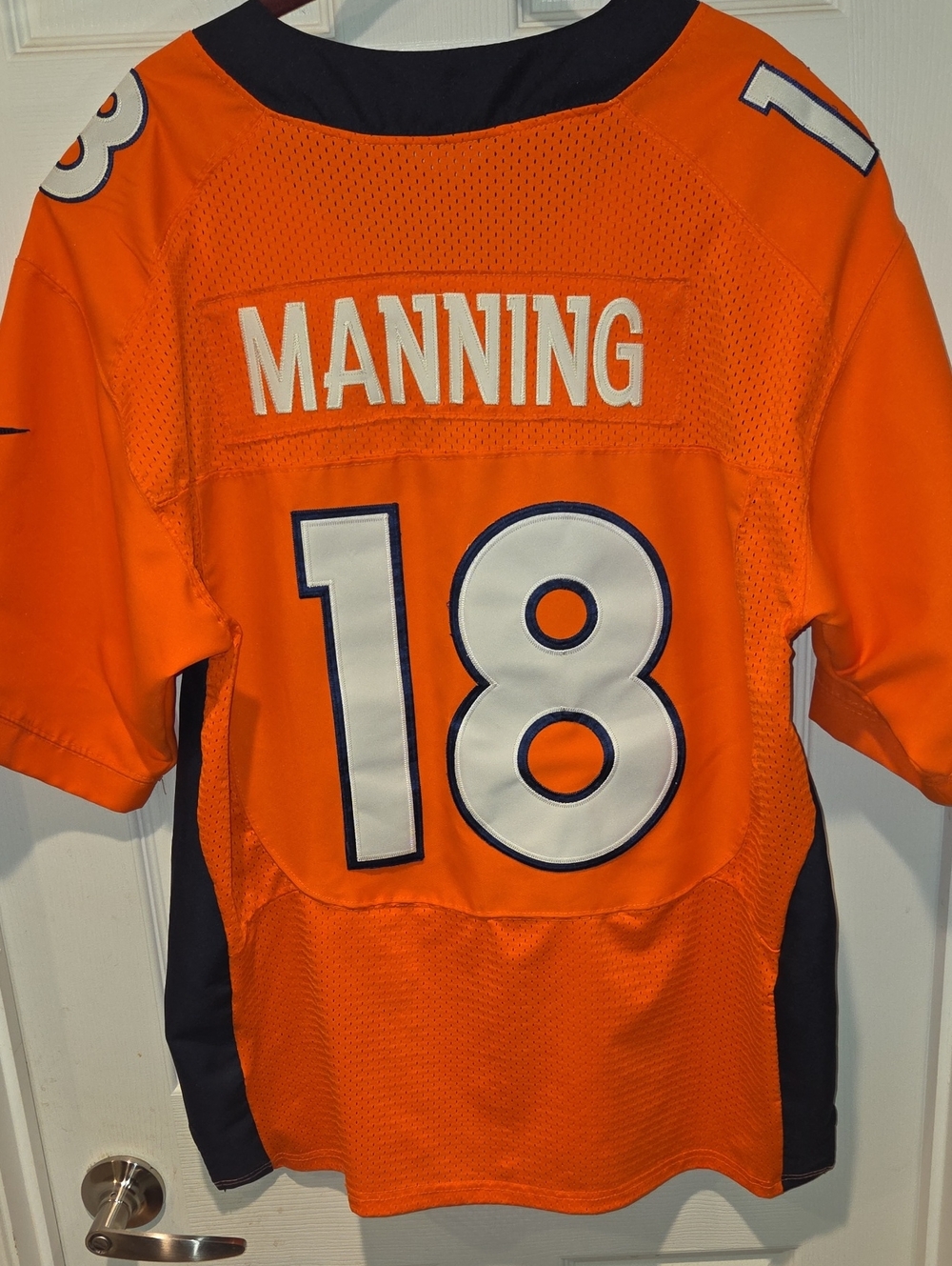Nike NFL Men’s Denver Broncos #18 Manning Football Jersey Size M
